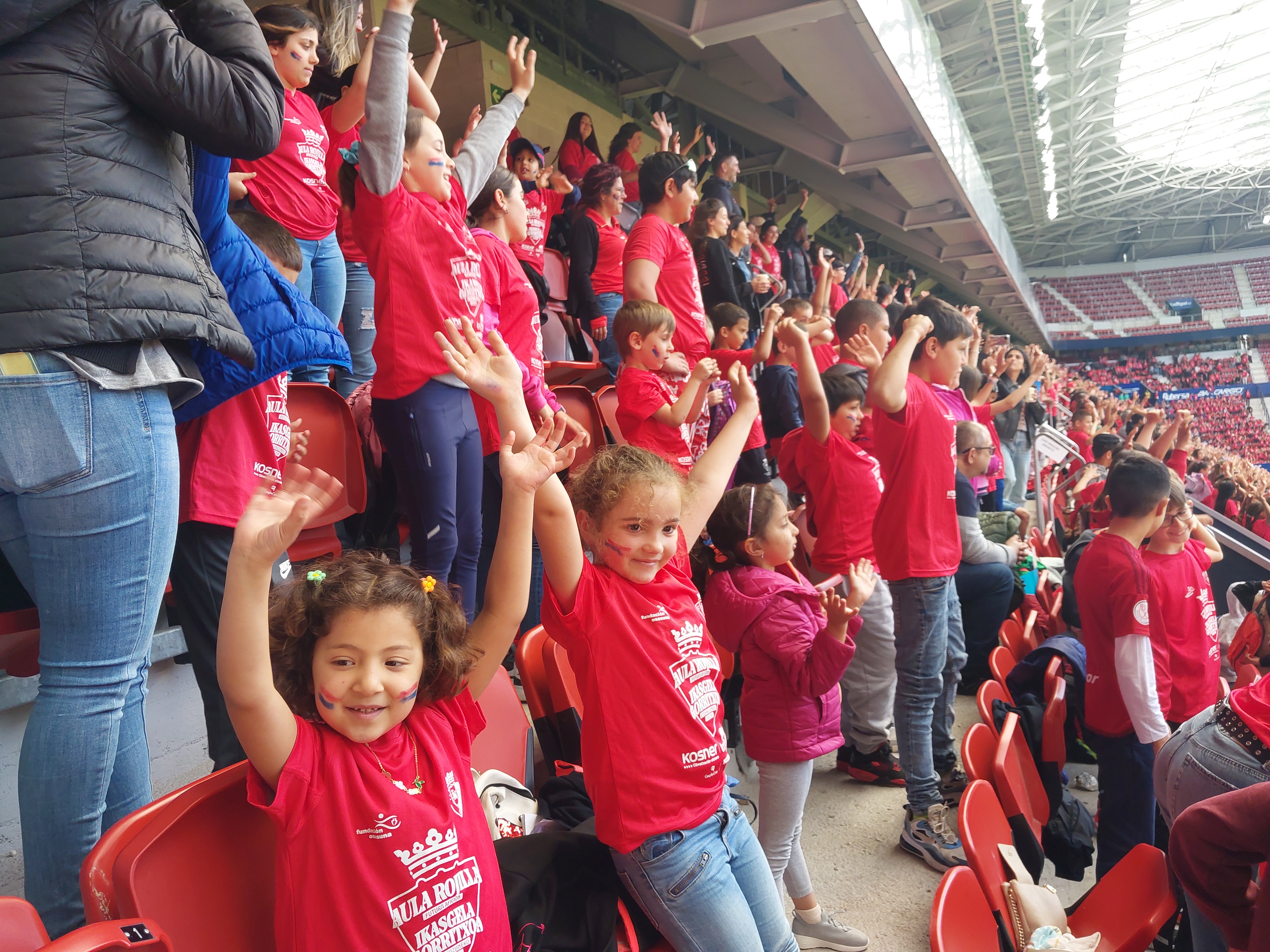 Acudimos al Sadar a ver un entrenamiento de Osasuna. Somos Aula rojilla.